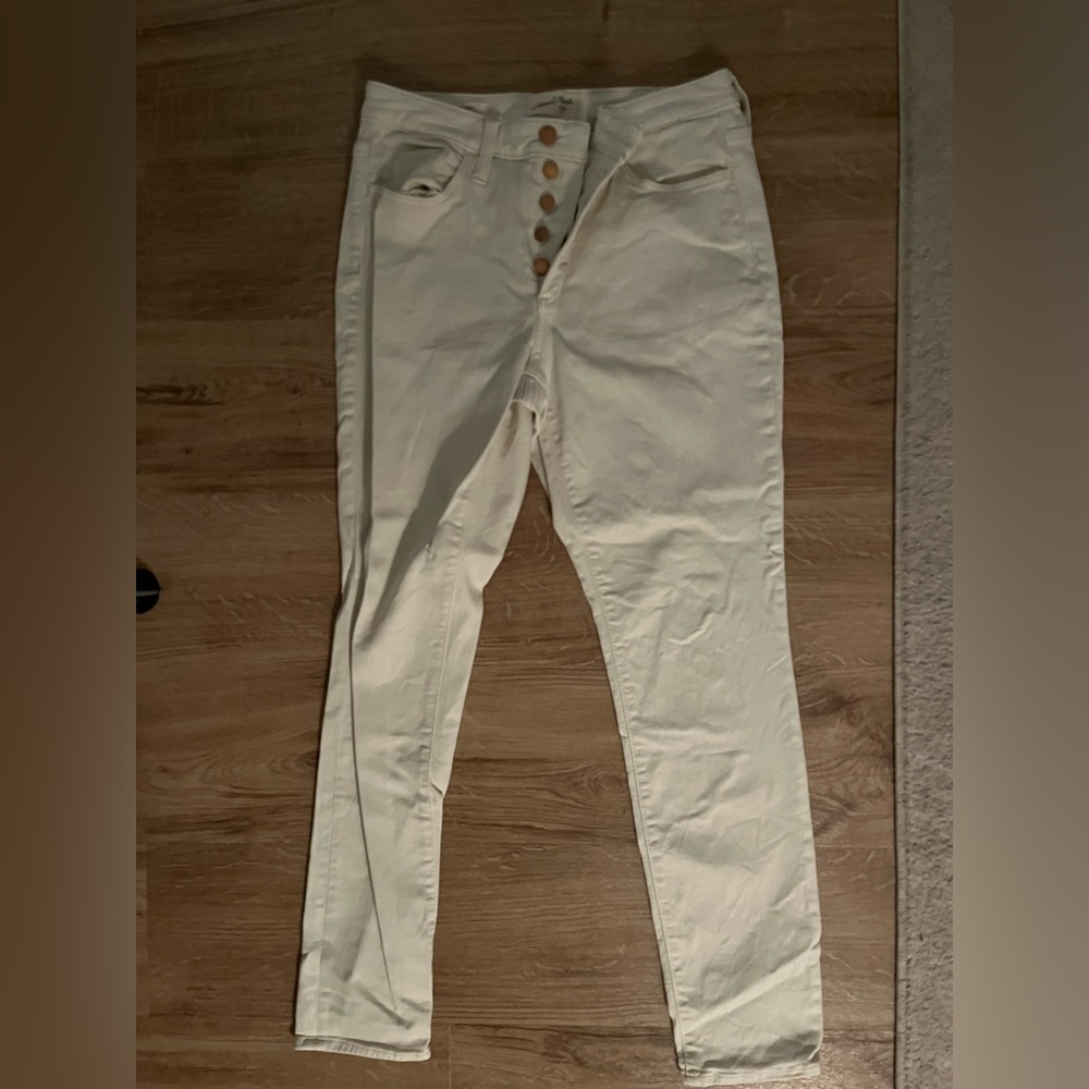 Universal Thread Cream Jeans